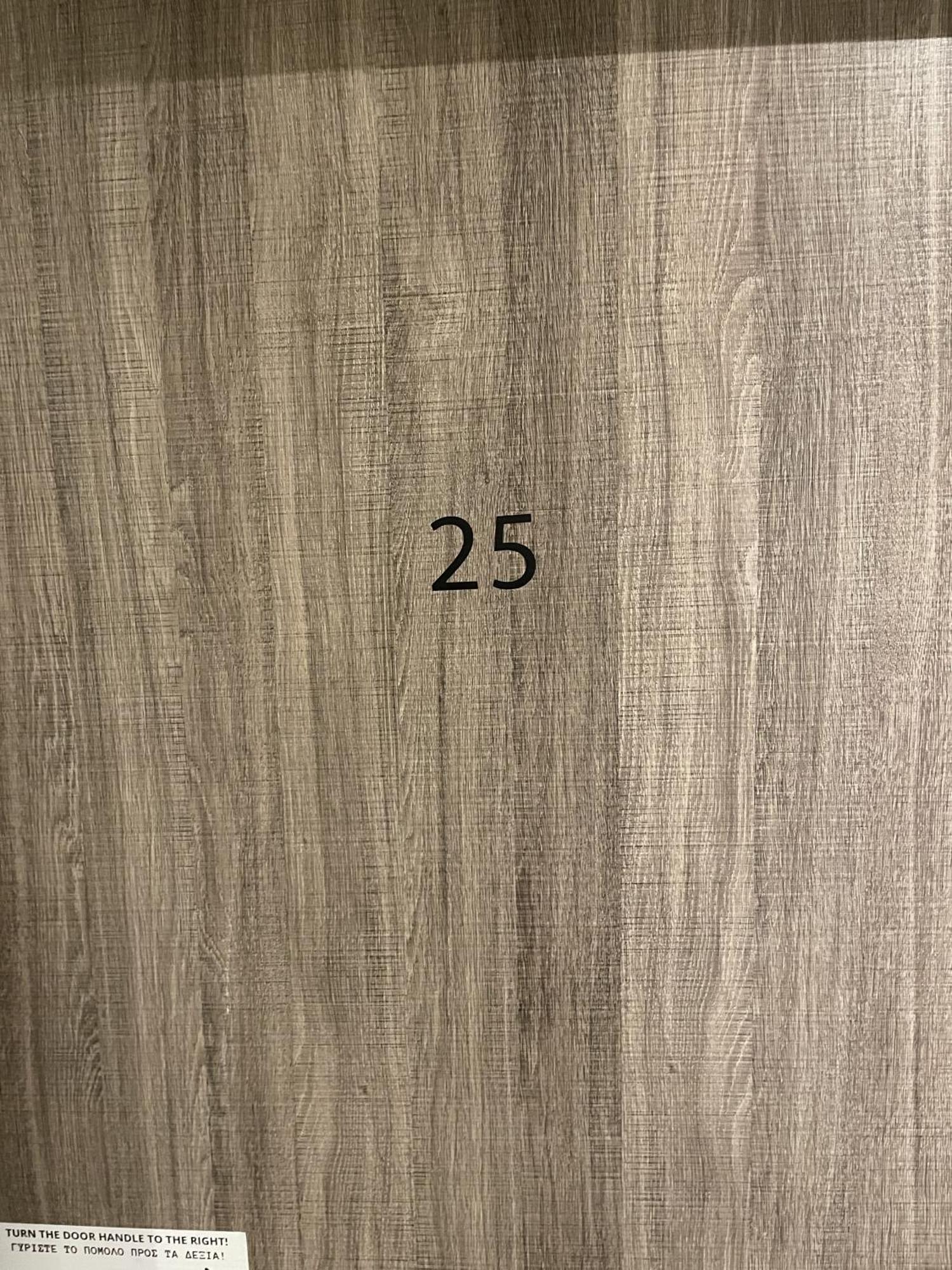 Liberal Mini Rooms & Suites 아테네 외부 사진