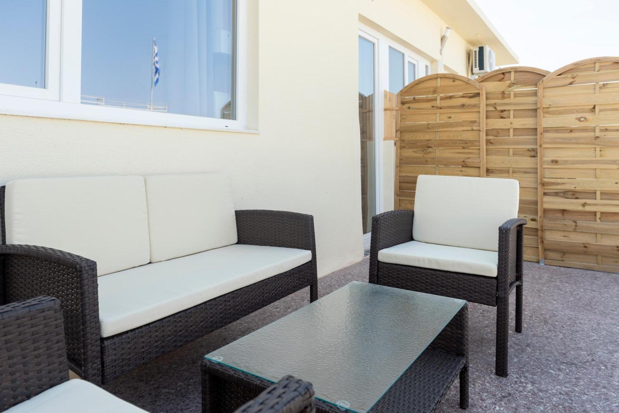 Liberal Mini Rooms & Suites 아테네 외부 사진