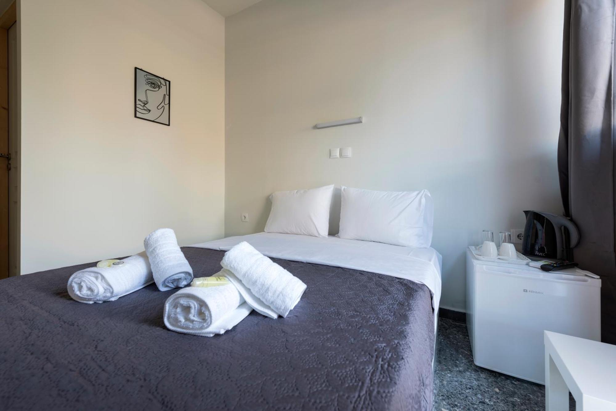 Liberal Mini Rooms & Suites 아테네 외부 사진